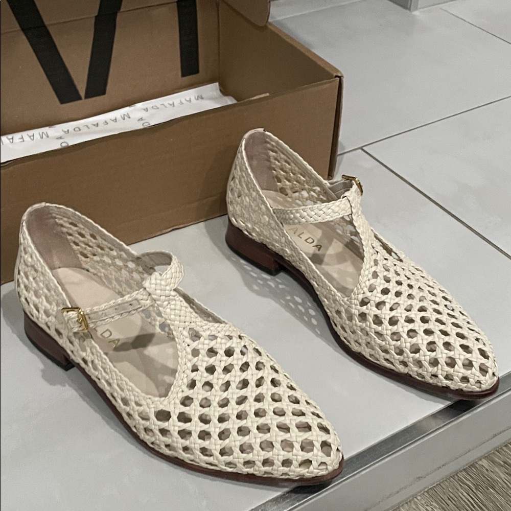 Mafalda Women's Cream Woven Flats
